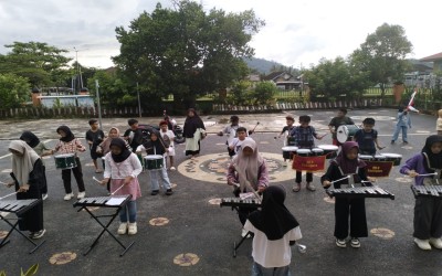 Ekstrakurikuler Dram Band SDN Sapugara